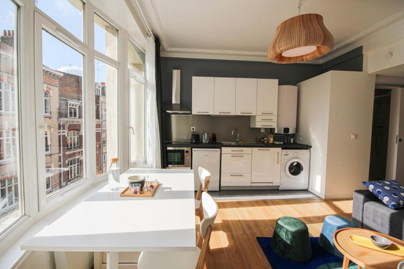 Fully-Equipped Apartment In City Center + Parking Lille Exteriér fotografie