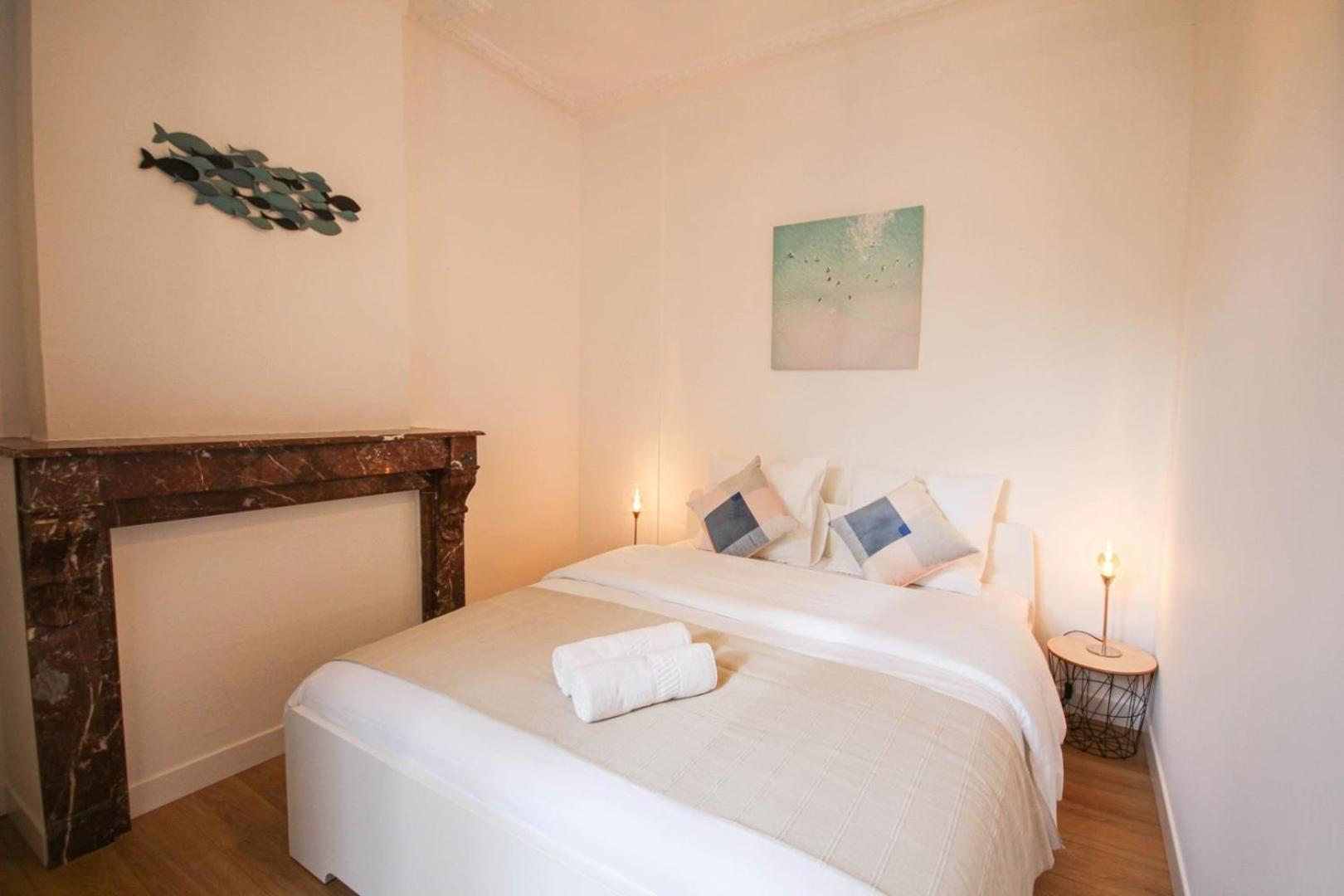 Fully-Equipped Apartment In City Center + Parking Lille Exteriér fotografie